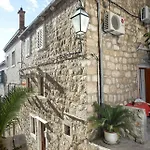 Apartment Old Town Gverovic