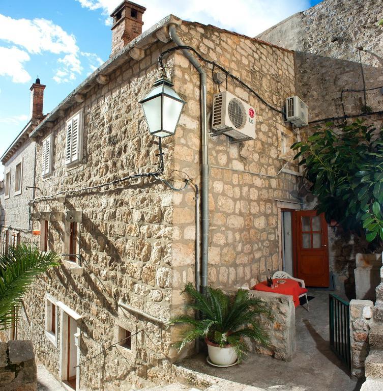 Old Town Gverovic Apartment